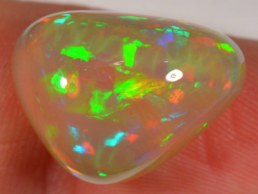 10.3 Karat - Schöner Äthiopischer Welo Opal