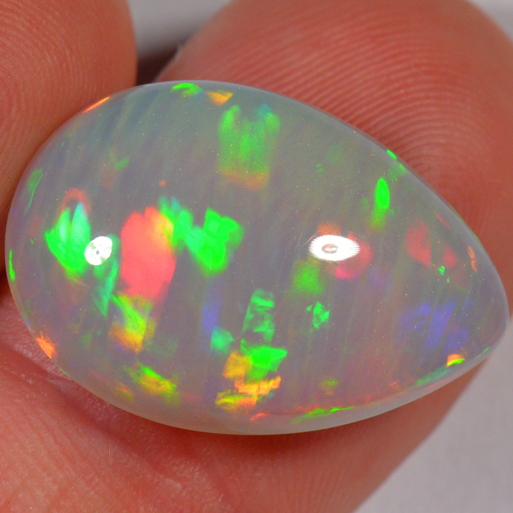 10.3 Karat - Farbintensiver Äthiopischer Welo Opal - Teil - Zellenmuster - DeinOpal