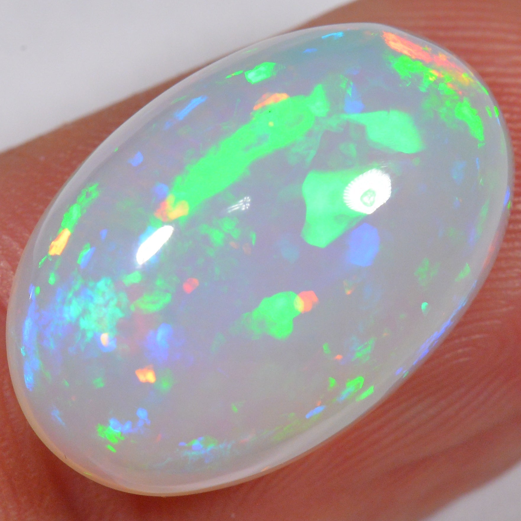 10.6 Karat - Ovaler Äthiopischer Welo Opal - DeinOpal