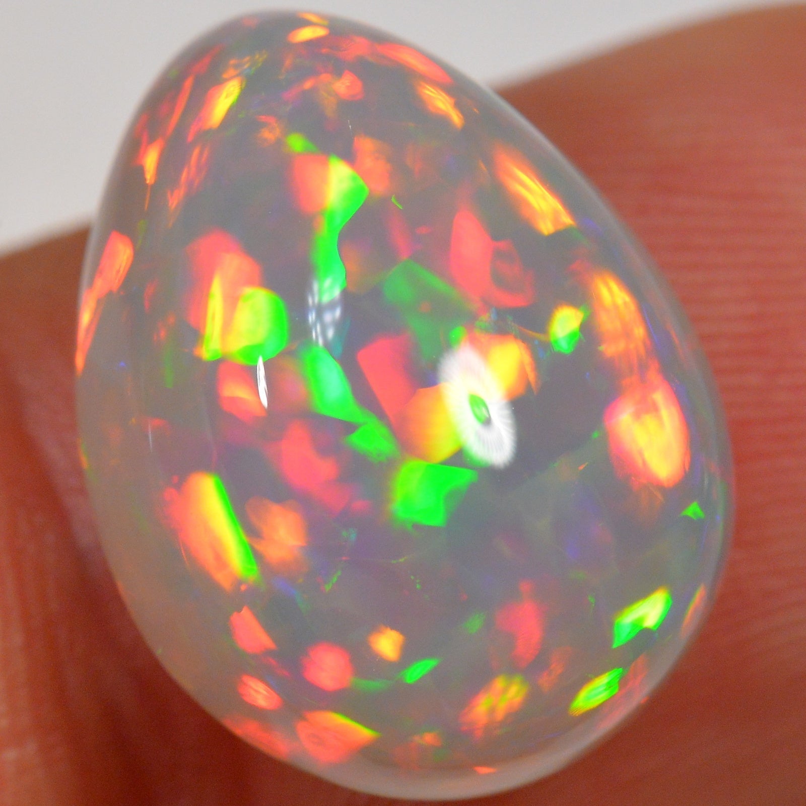 10.6 Karat - Strahlender Gesättigter Äthiopischer Welo Opal - DeinOpal