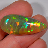 22,6 carats - Opale Welo d'Éthiopie naturelle sombre à motif inhabituel - Mine de Beska – opale Welo d'Éthiopie naturelle
