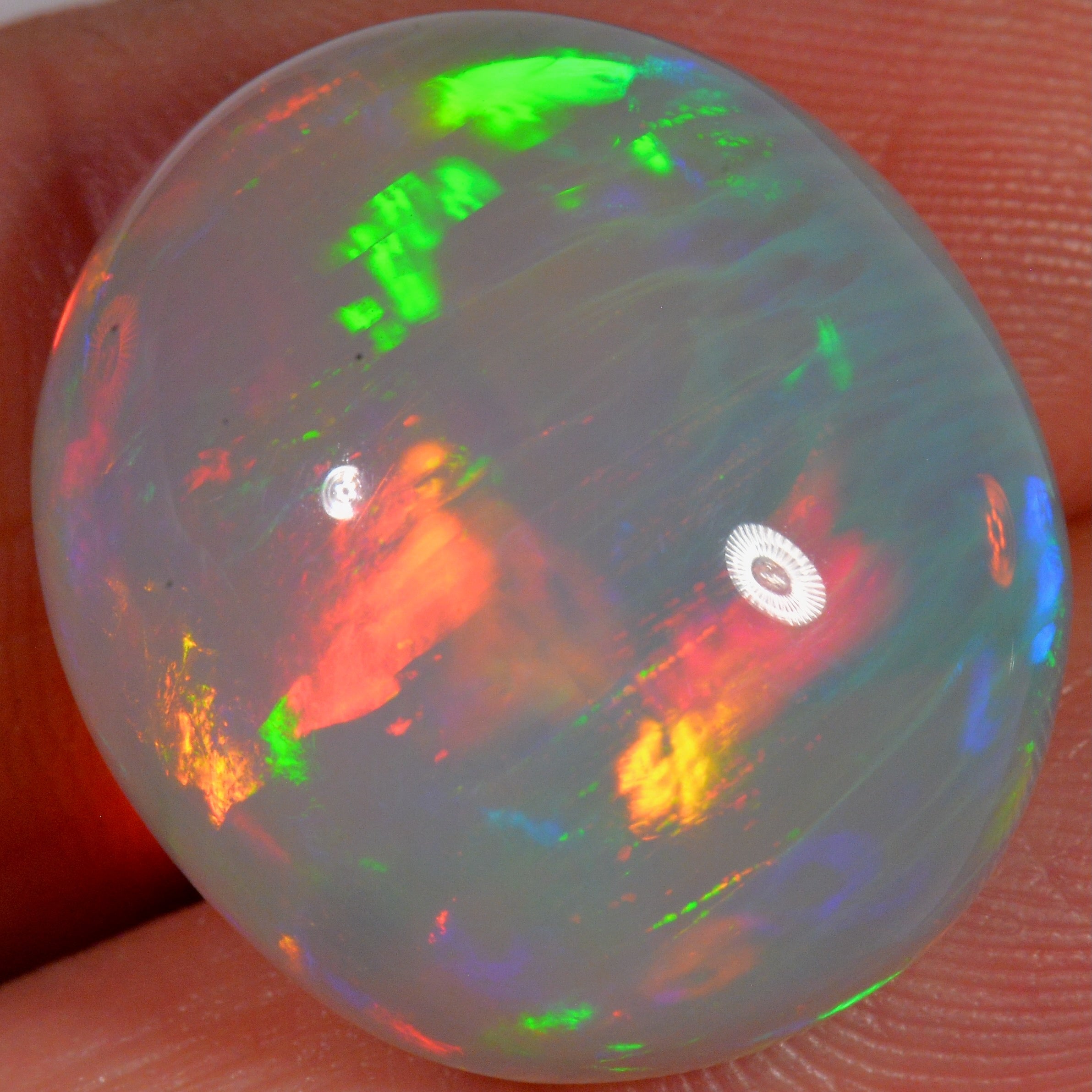 19.7 Karat - Schöner grosser ovaler Äthiopischer Opal - DeinOpal