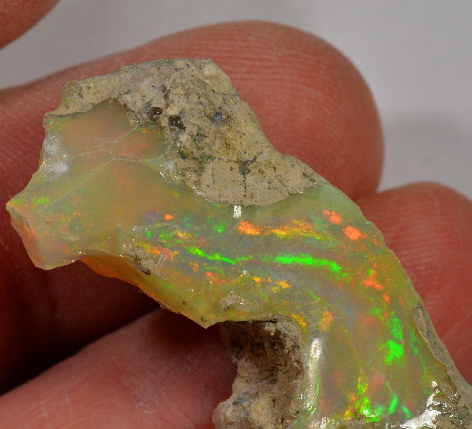 26.5 Karat - Roher Äthiopischer Welo Opal - DeinOpal