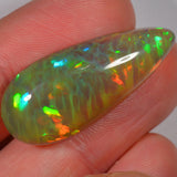 22,6 carats - Opale Welo d'Éthiopie naturelle sombre à motif inhabituel - Mine de Beska – opale Welo d'Éthiopie naturelle