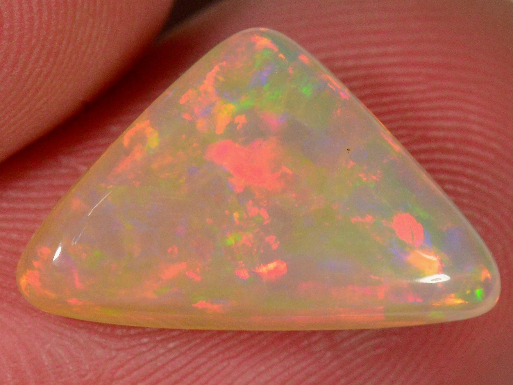 3.7 Karat - Schöner Äthiopischer Welo Opal - DeinOpal