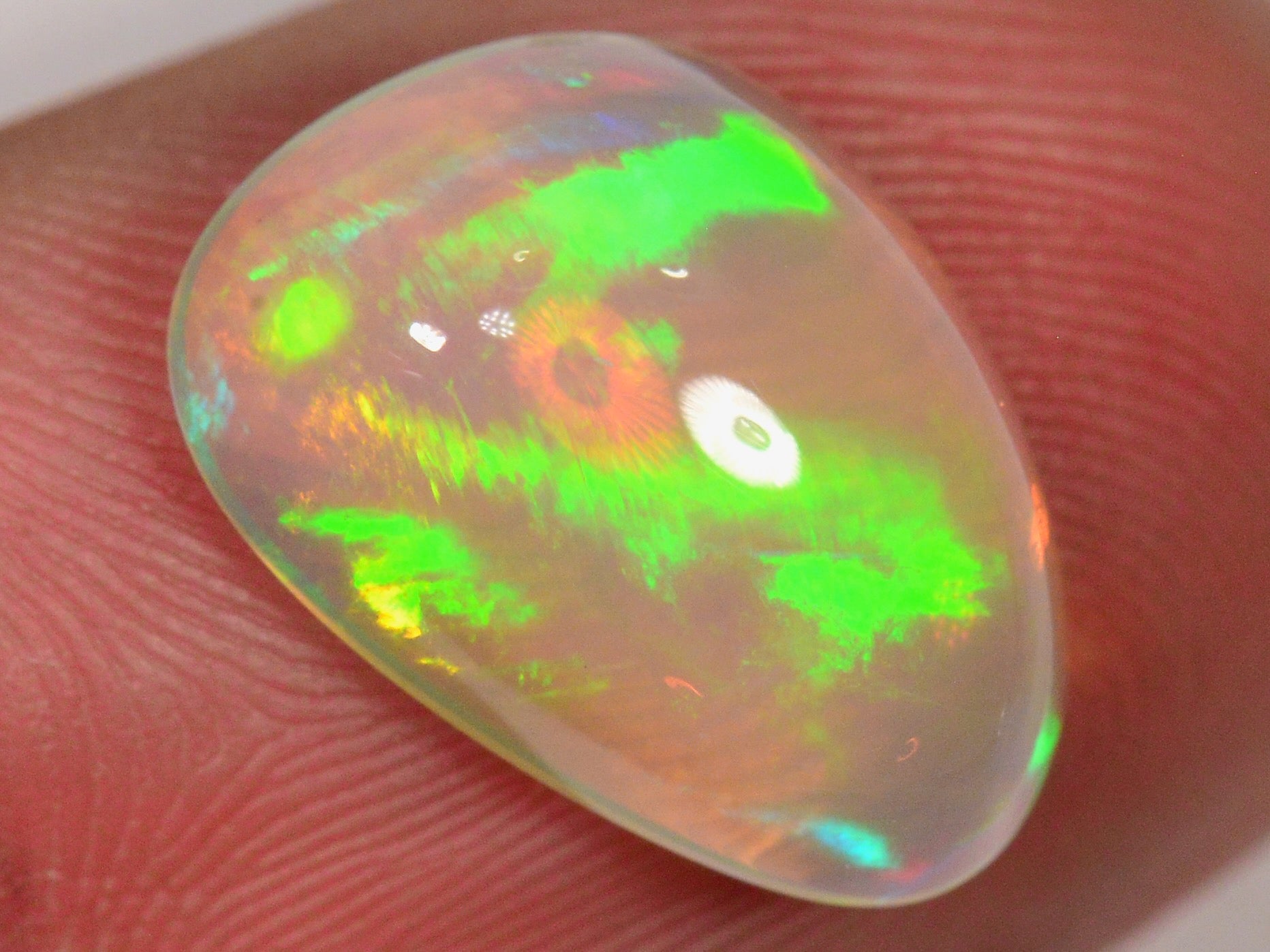 4.7 Karat - Transparenter Äthiopischer Welo Opal - DeinOpal