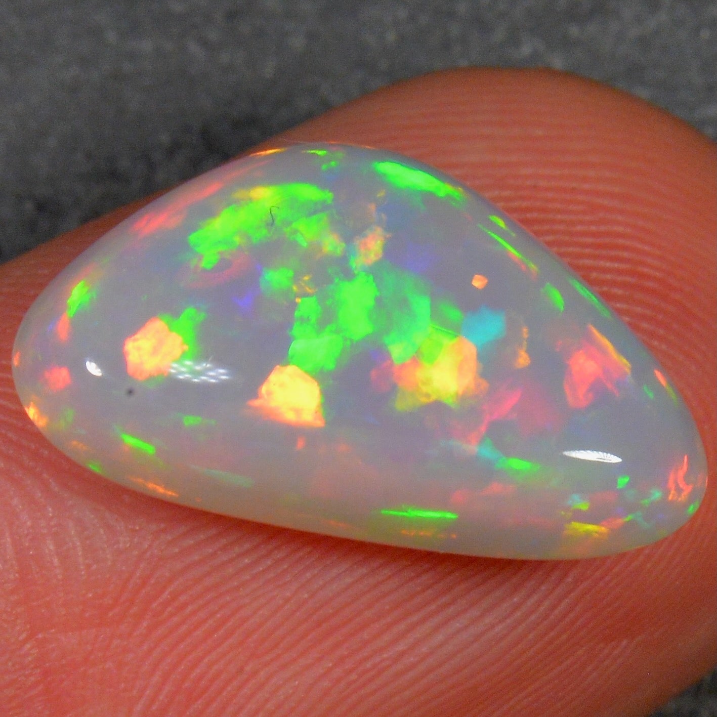 5.6 Karat - Äthiopischer Welo Opal - DeinOpal