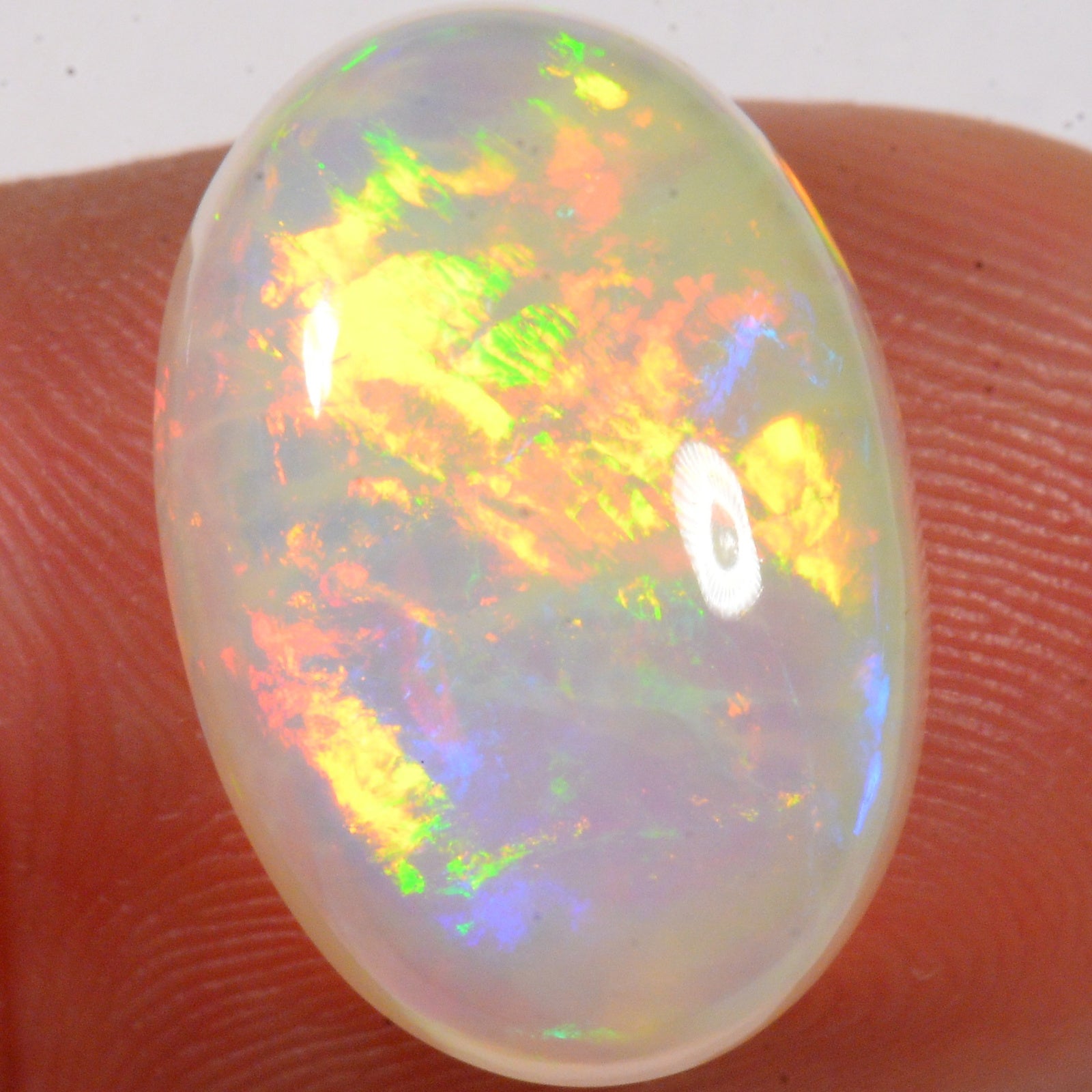 8.3 Karat - Heller Ovaler Äthiopischer Welo Opal – natürlicher äthiopischer Welo Opal