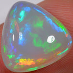 7.4 Karat - Dreieckiger Äthiopischer Welo Opal - DeinOpal