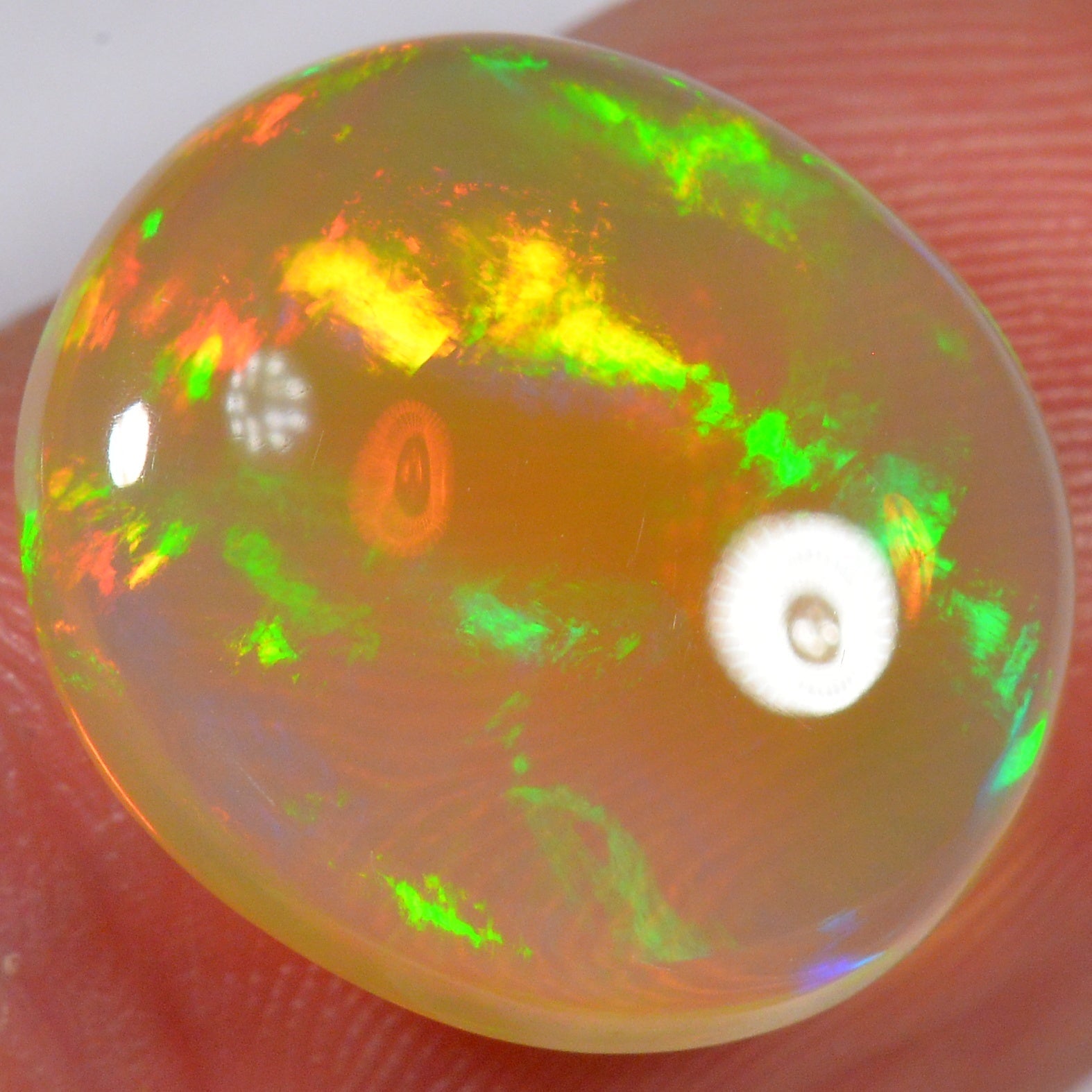 7.9 Karat - Ovaler Äthiopischer Welo Opal - DeinOpal