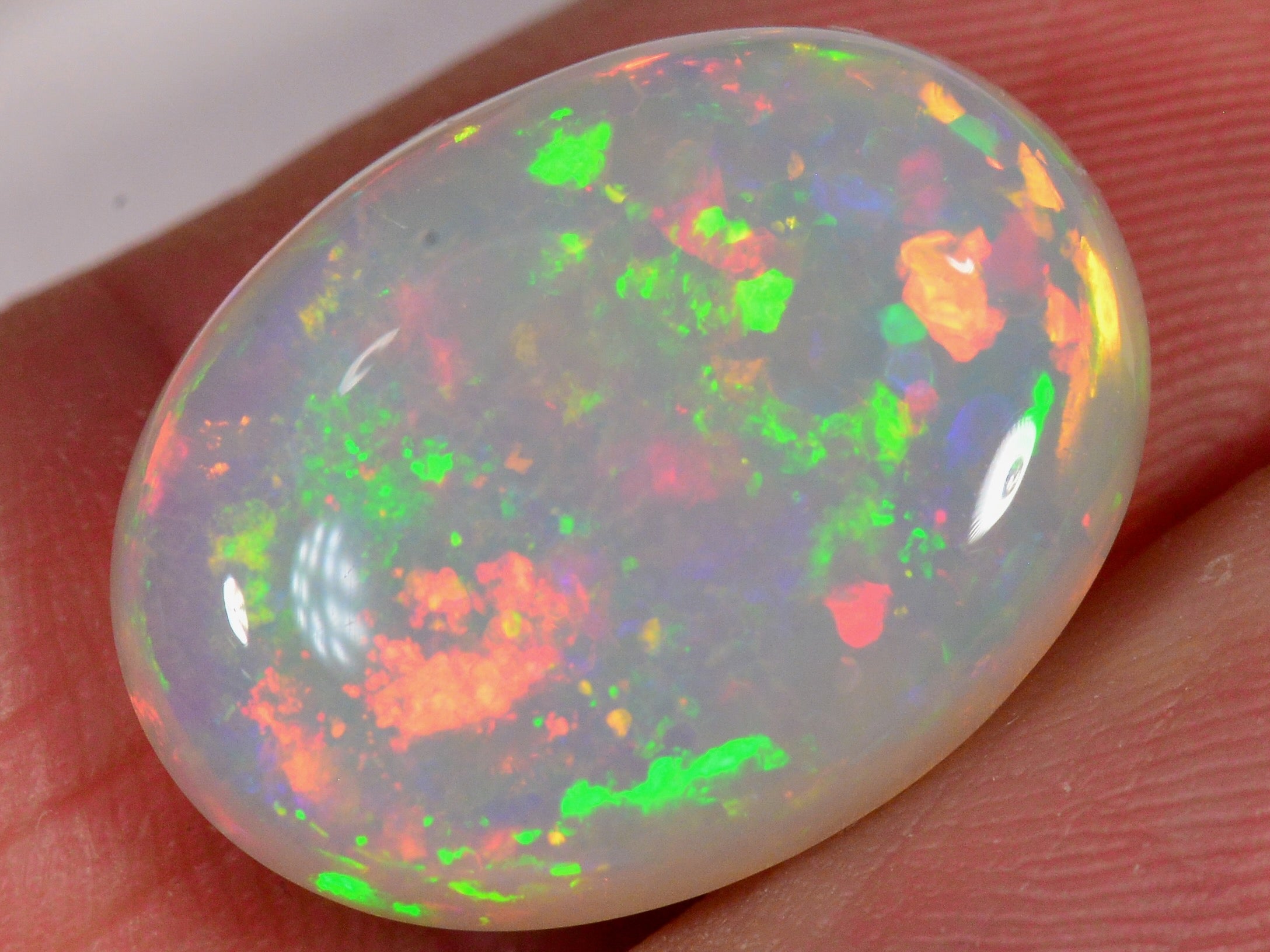 8 Karat - Glitzernder Äthiopischer Welo Opal - DeinOpal