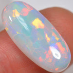 8.8 Karat - Heller Ovaler Äthiopischer Welo Opal - DeinOpal