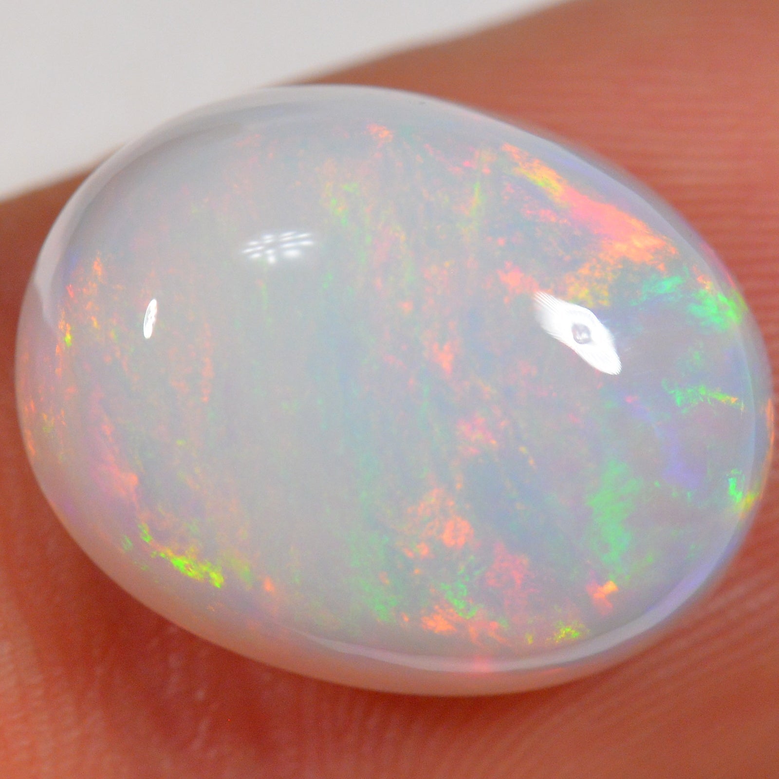 9.2 Karat - Heller Ovaler Äthiopischer Welo Opal - DeinOpal