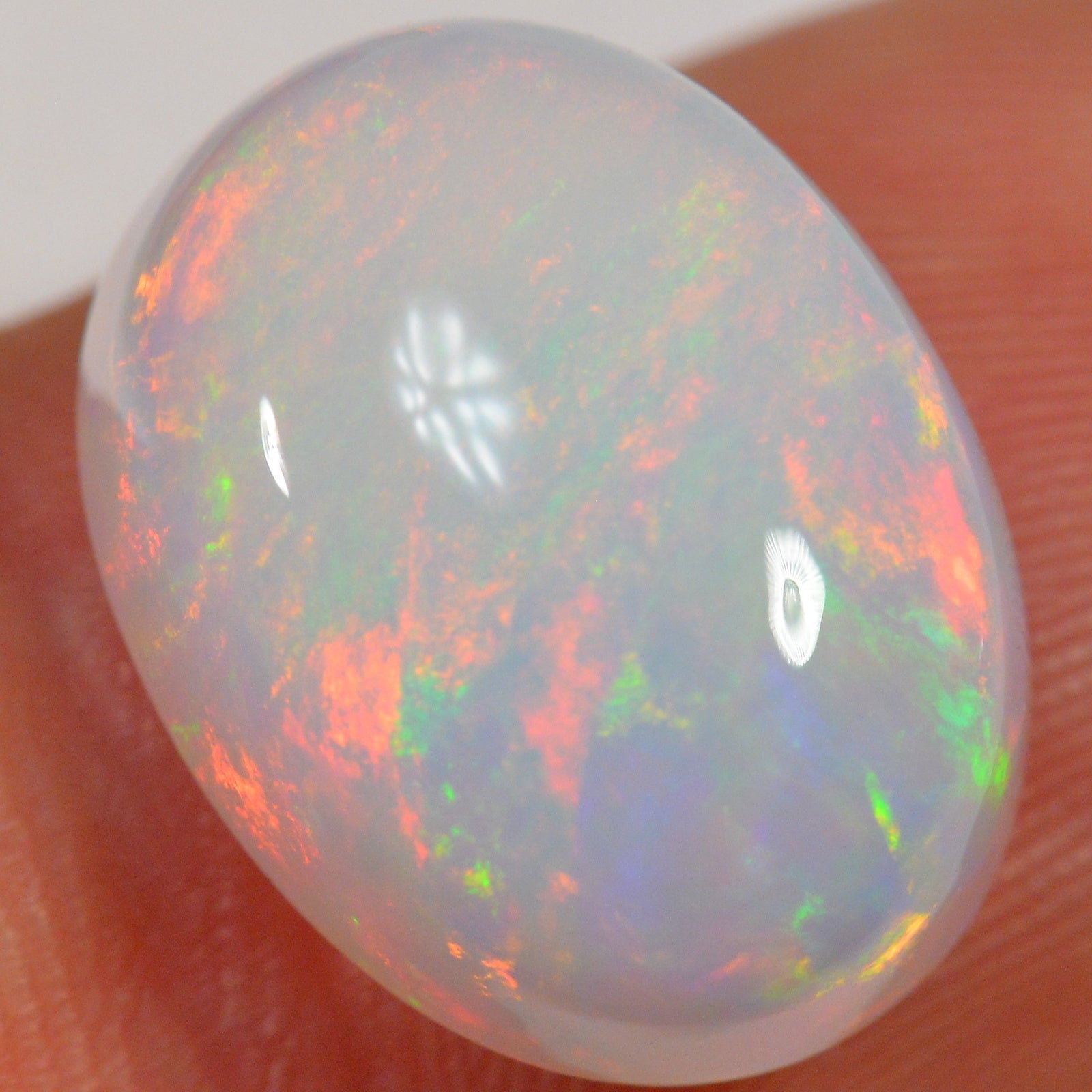 9.2 Karat - Heller Ovaler Äthiopischer Welo Opal - DeinOpal