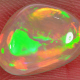 2.1 Karat - Äthiopischer Welo Opal mit intensiven Farben